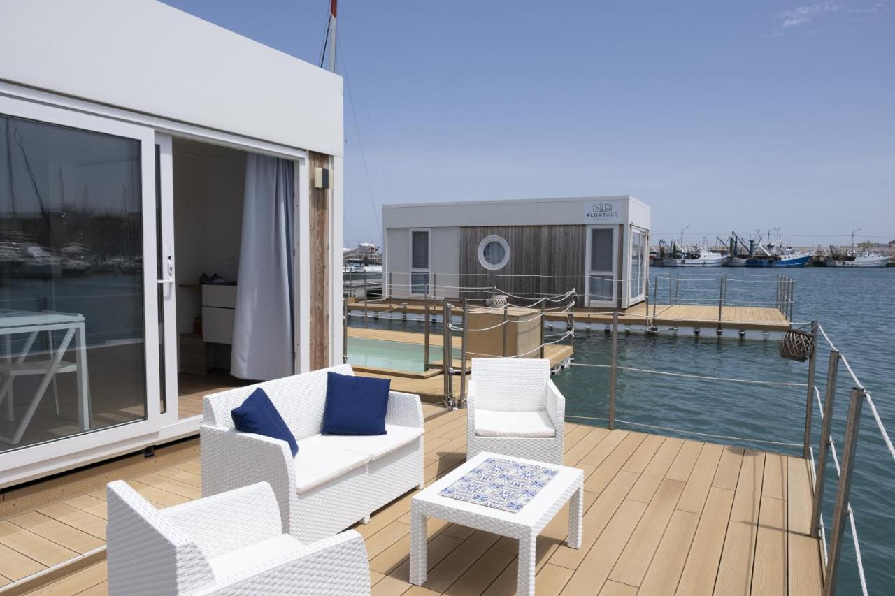 Отель Houseboat Floatart Experience Бишелье Экстерьер фото